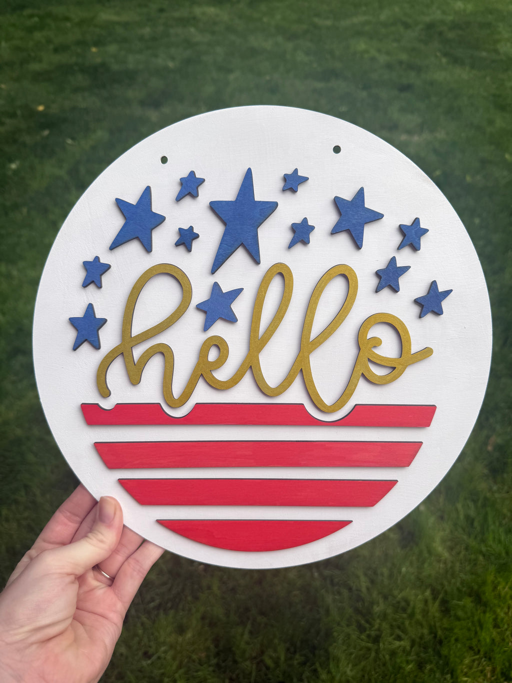 Patriotic Welcome Sign – 12" Round Americana Decor