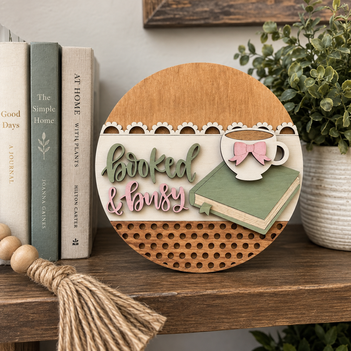 Booked & Busy Mini Round Sign Craft Kit